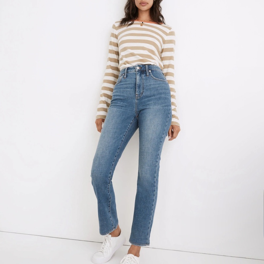 Madewell Petite Curvy Slim Demi-Boot Jeans in Enright Wash